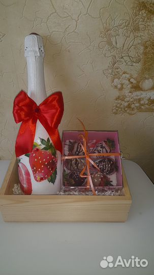 Декоративные бутылки в технике декупаж