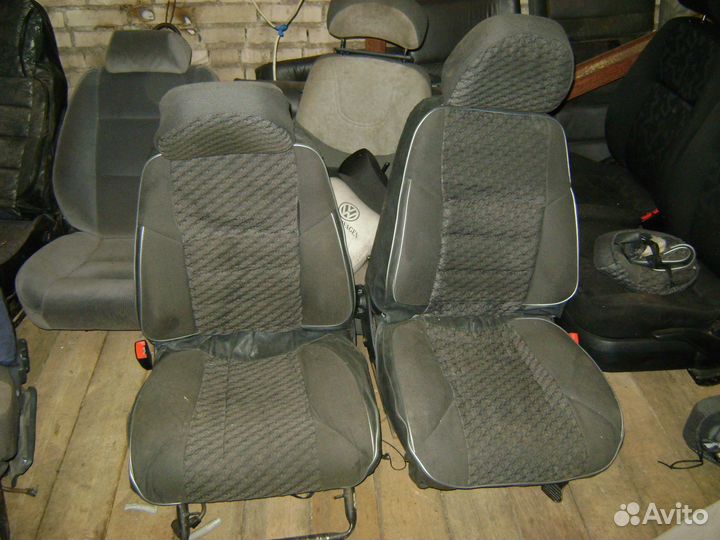 Сидения Лада Приора с чехлами отличное состояние