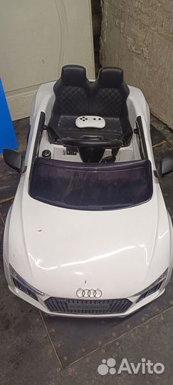 Машина на пульте управления