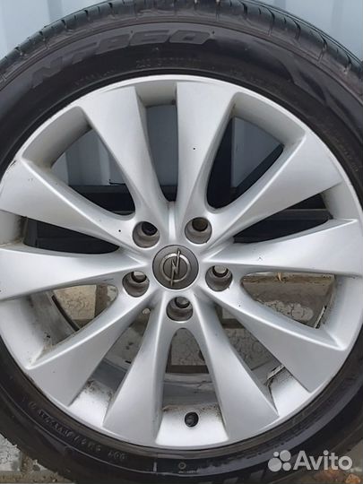 Продам летнюю резину на дисках