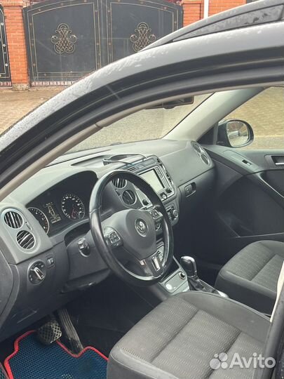 Volkswagen Tiguan 2.0 AT, 2015, 200 000 км