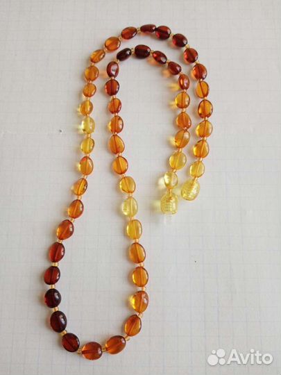 Янтарные бусы