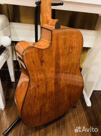 Гитара Dreadnought + Каподастр (комплект)