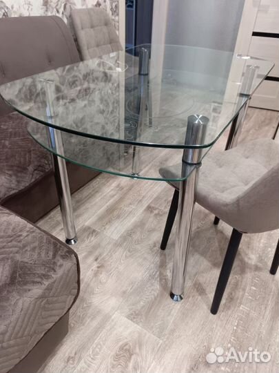 Кухонный стол