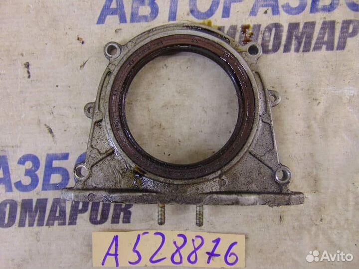 Крышка коленвала задняя для Nissan Primera 2 1996