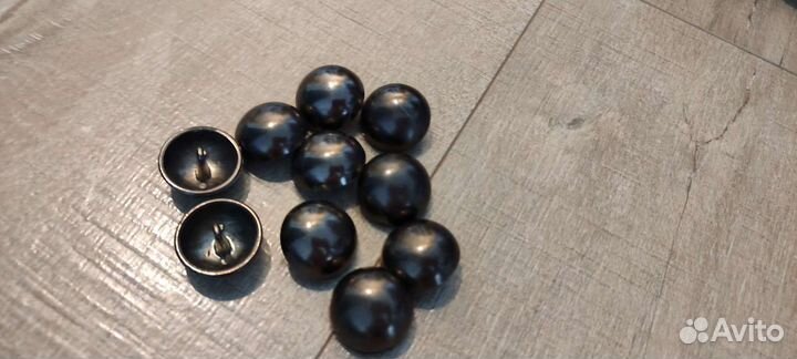 Пуговицы металлические