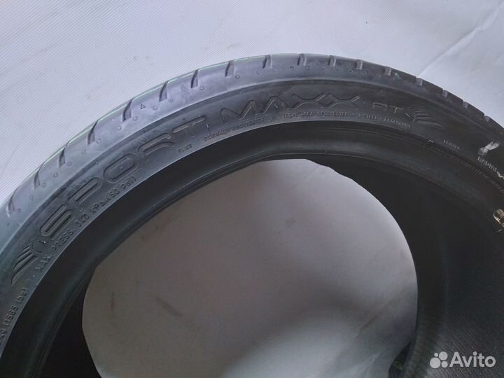 Dunlop SP Sport Maxx RT 235/40 R19 96Y