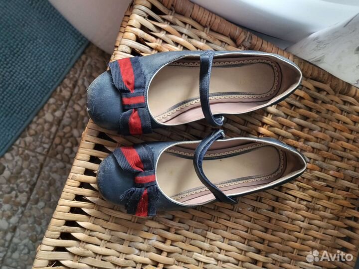 Кроссовки для девочки