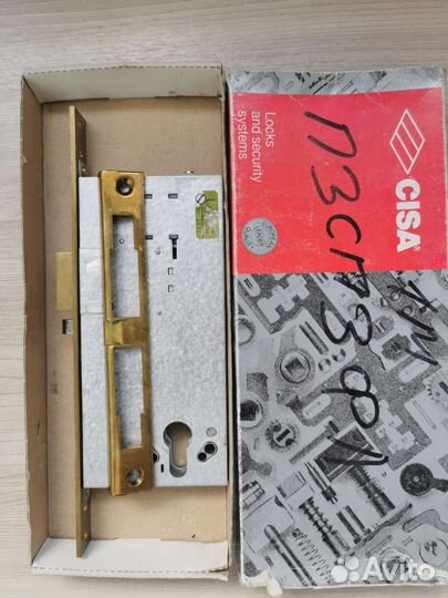 Cisa Электромеханический замок