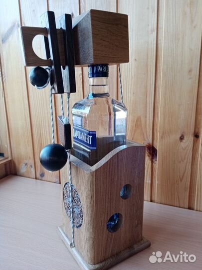 Подставка-головоломка для бутылки