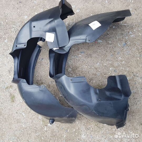 Подкрылки передние 2шт Ford Focus 3