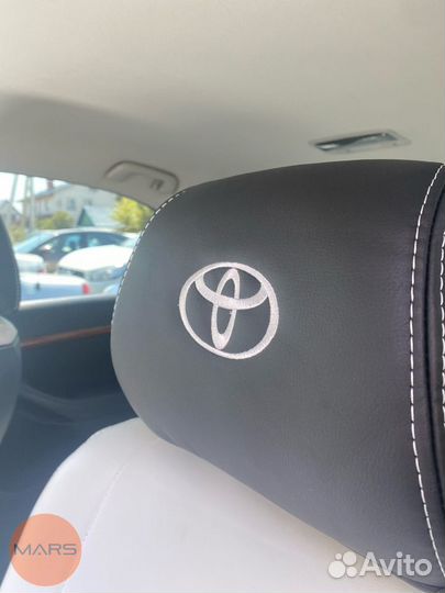 Авточехлы на Тойота Авенсис с устанвокой
