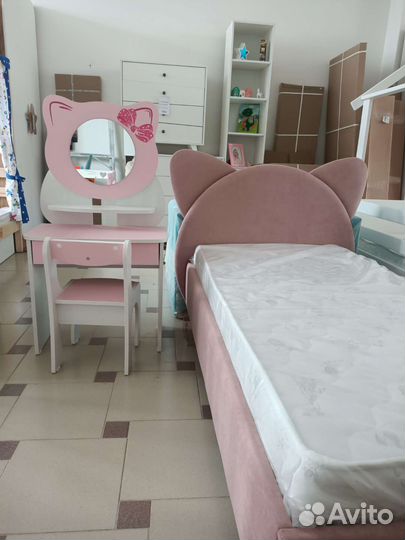 Детская кровать Китти