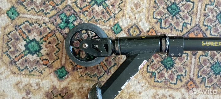 Трюковой самокат