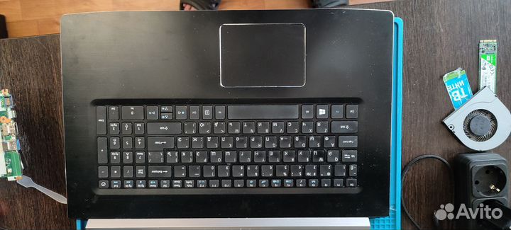 Acer a517 51g