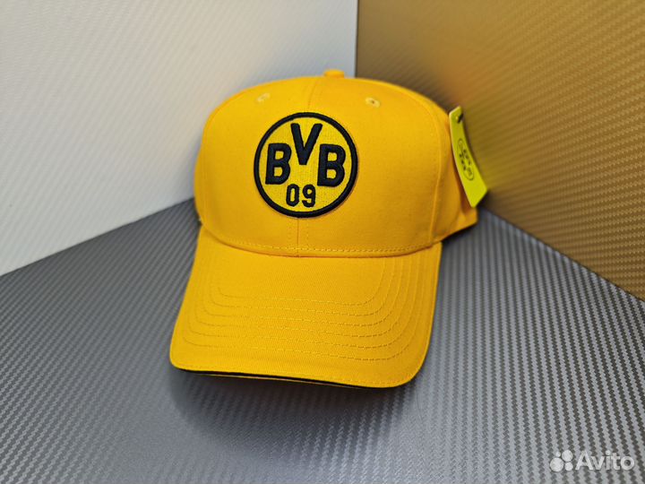 Бейсболка мужская Borussia Dortmund жёлтая