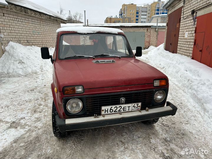 Нива 2121 в разбор