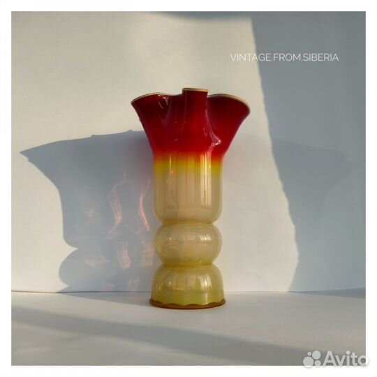 Ваза красный май СССР винтаж