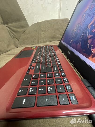 Яркий мощный игровой Ноутбук