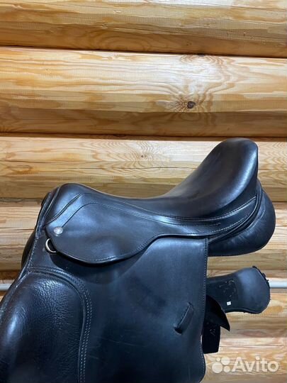 Седло для лошади