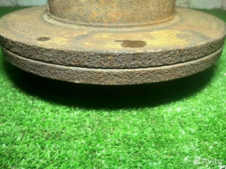 Передние тормозные диски Audi 80 b3