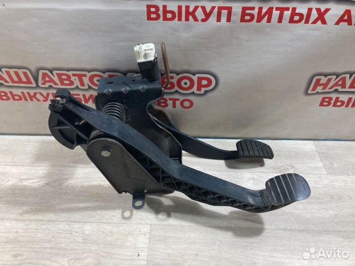Педальный узел Nissan Almera G15 седан 2015