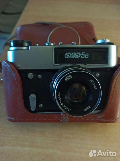 Плёночный фотоаппарат Фэд 5В