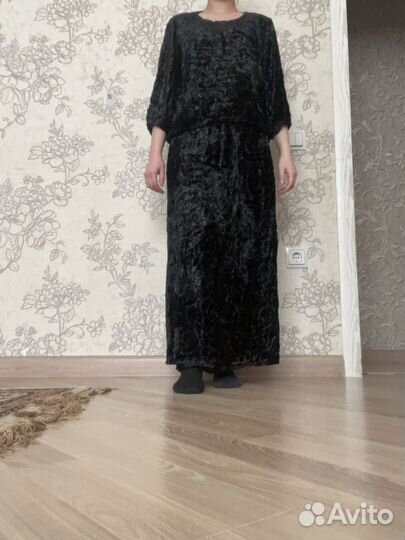 Костюм женский с юбкой