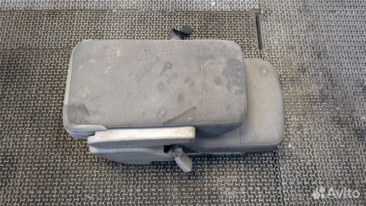 Подлокотник Ford F-150, 2011