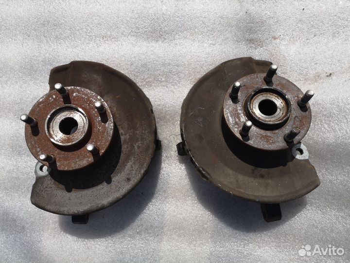 Кулак поворотный Mitsubishi Lancer 10, ASX, XL