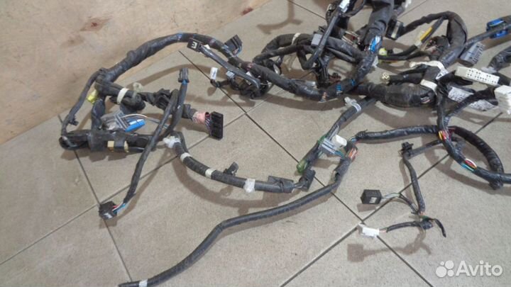 Проводка (коса) Toyota Hiace 5 (H200)