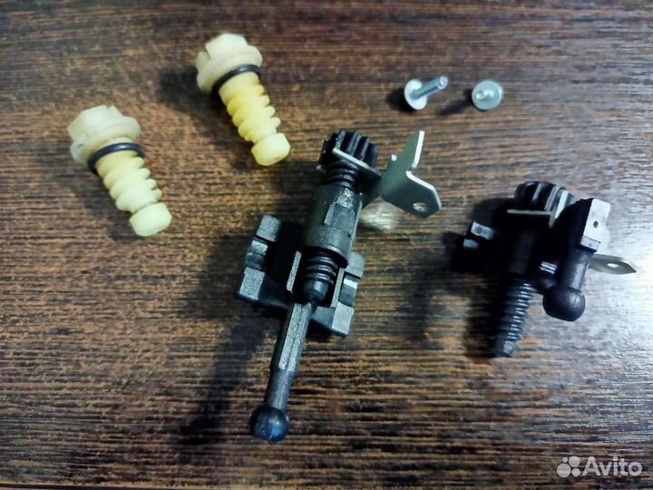 Регулировочные винты фар Форд Фокус 1