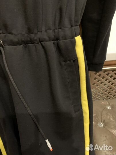 Комбинезон женский спортивный