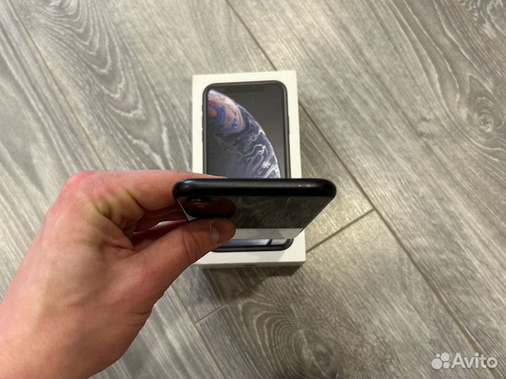 iPhone Xr, 128 ГБ