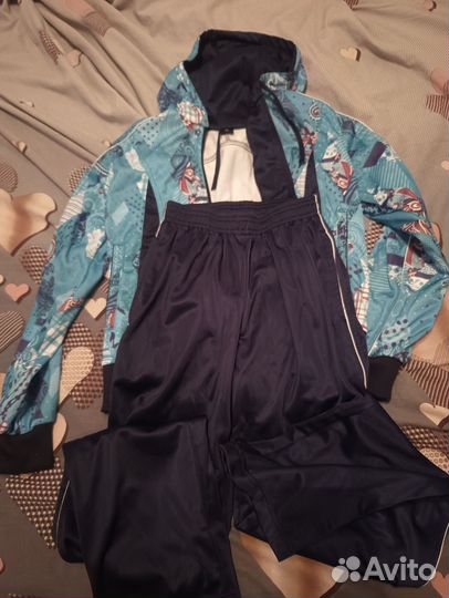 Продаю костюм детский