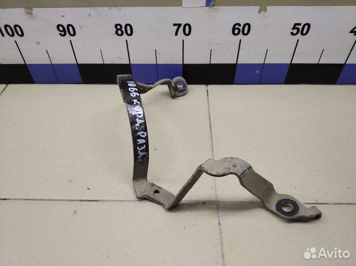 Кронштейн (сопут. товар) Hi Lux 2015