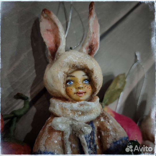 Заяц в шубке с голубым узором. Ватная игрушка