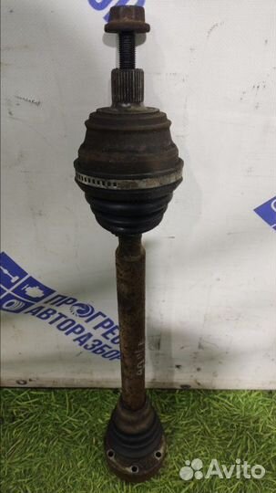 Привод передний левый Audi 80 седан 2.0 PM (90