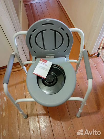 Санитарный стул