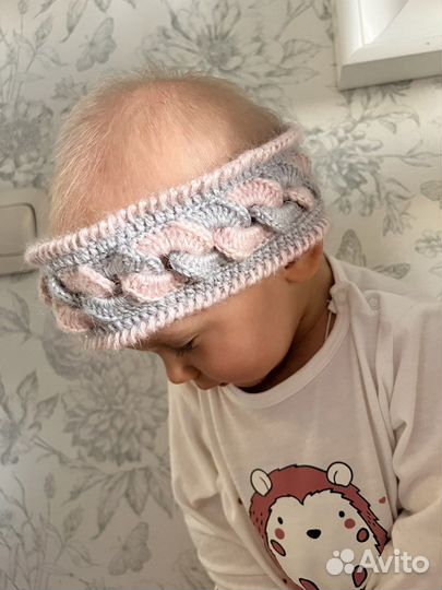 Повязка на голову вязаная