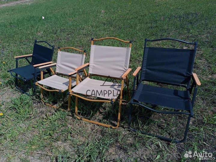 Стул складной с деревянными ручками