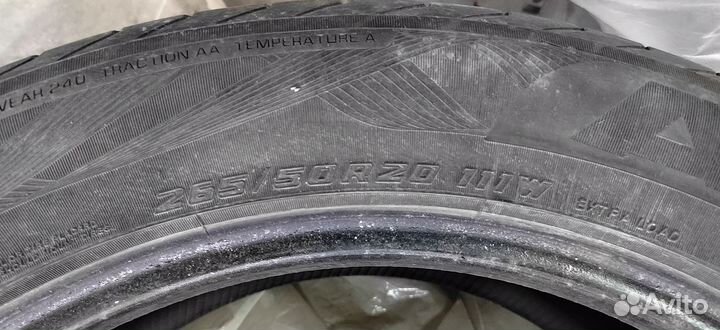 Yokohama Advan Sport V102 265/50 R20 111W