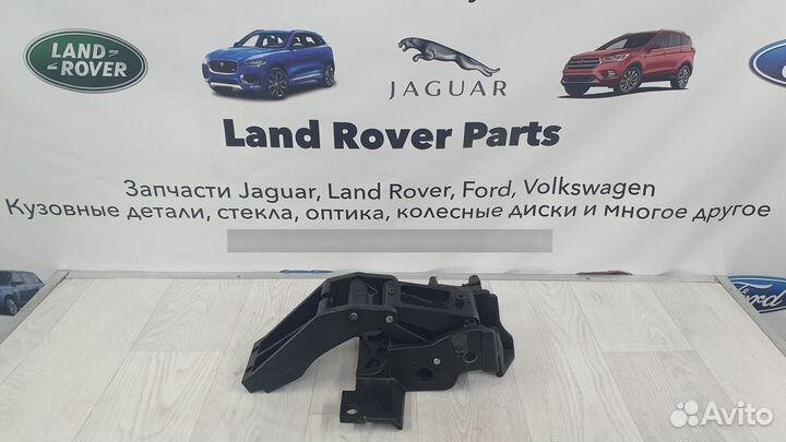 Кронштейн левой подножки Range Rover 2013