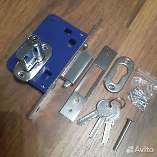 Замок врезной