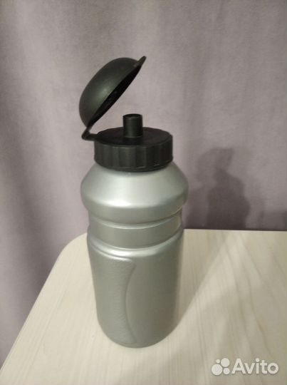 Бутылка для воды на велосипед без подставки