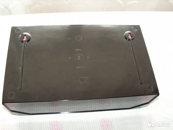 Полочка для щеток