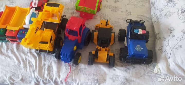 Трактор с прицепом, машинки