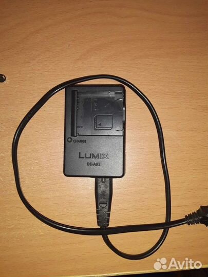 Зарядное устройство для фотоаппарата