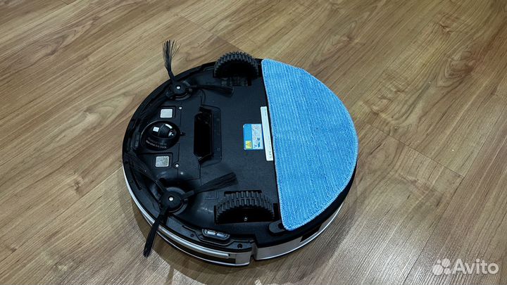 Робот пылесос