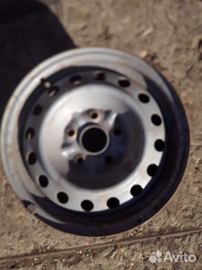 Диски р 15 на Toyota Corolla